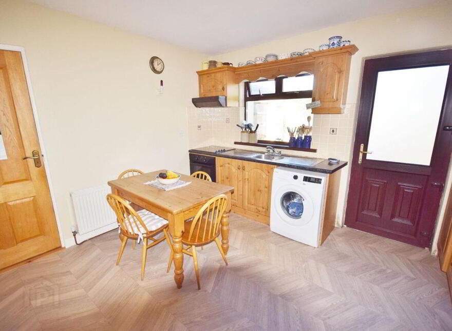 Lower Mall, Glin, V94FW2X
