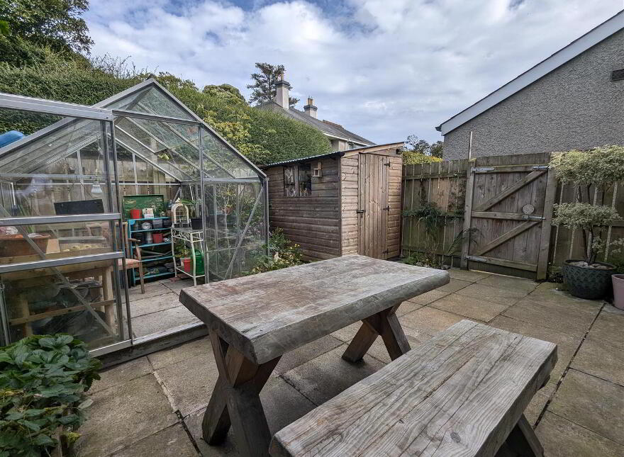 16 Roden Court, Bryansford, Newcastle, BT33 0RE