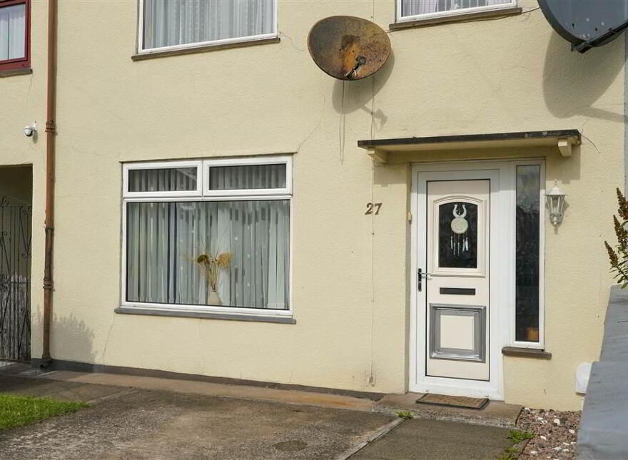 27 Glenariff Crescent, Ballymena, BT43 6ET