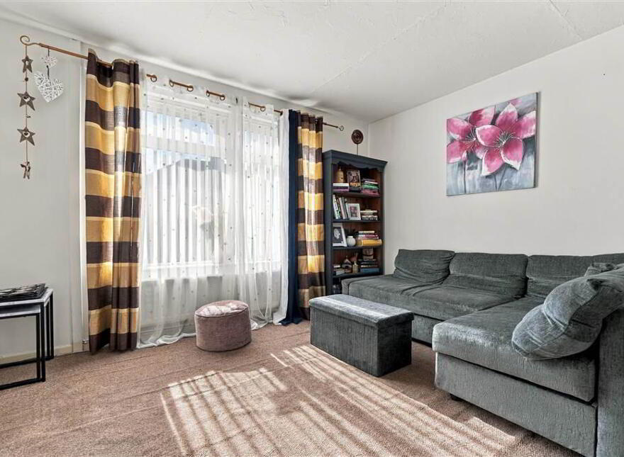 27 Glenariff Crescent, Ballymena, BT43 6ET