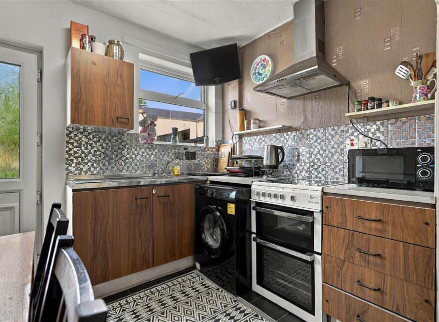 27 Glenariff Crescent, Ballymena, BT43 6ET