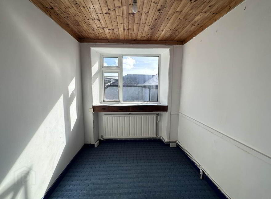 23 Main Street, Skibbereen, P81HF98
