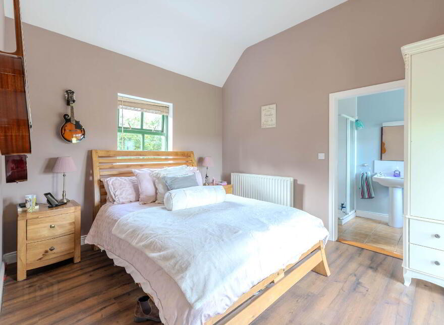 Corradownan, Arva, Cavan Town, H12PX94