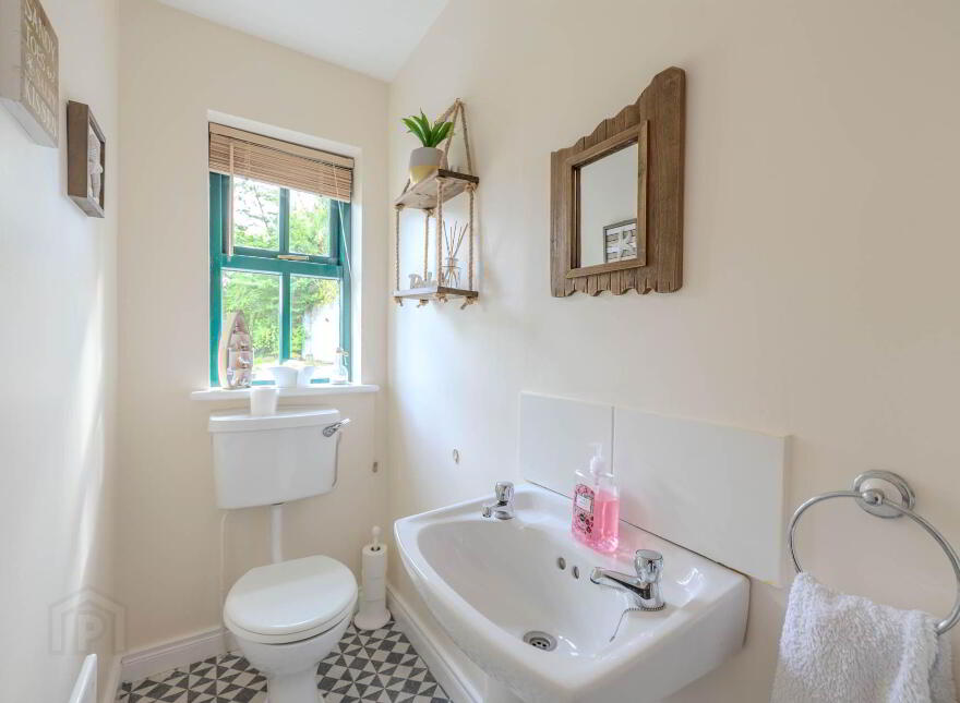 Corradownan, Arva, Cavan Town, H12PX94