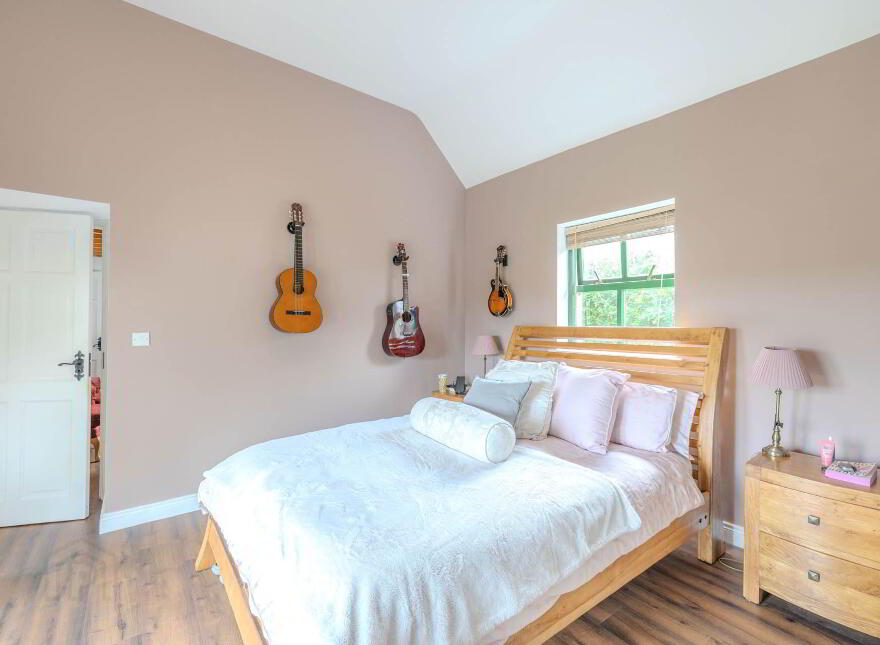 Corradownan, Arva, Cavan Town, H12PX94