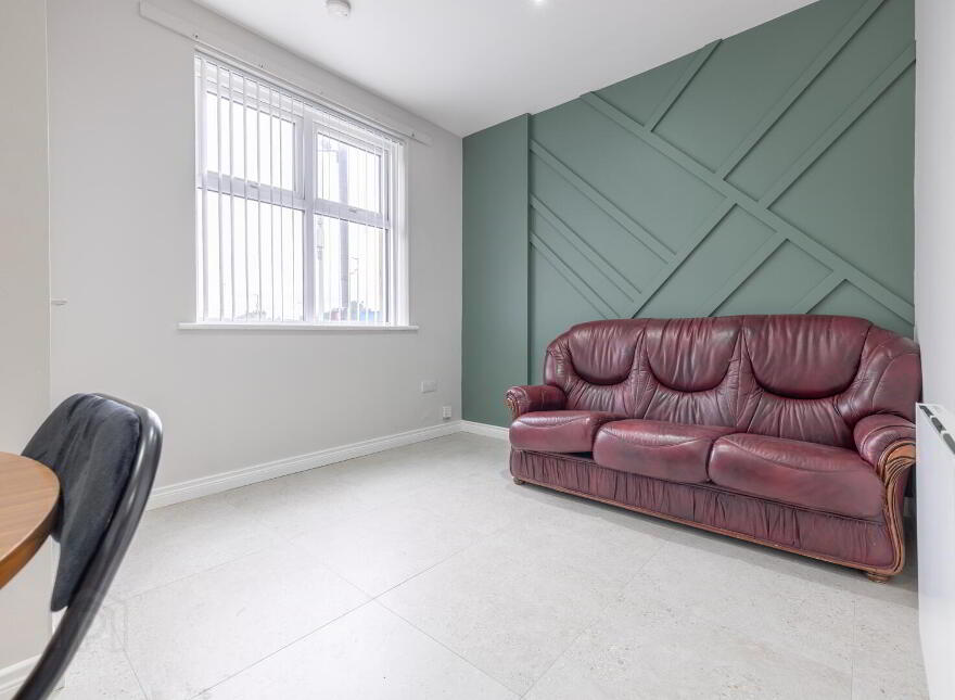 2B Avenue Road, Lurgan, BT66 7BB