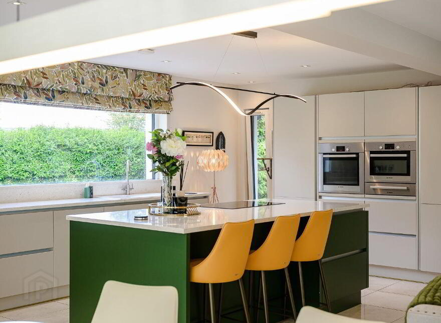 Entwood, Bailick Avenue, Midleton, P25T296
