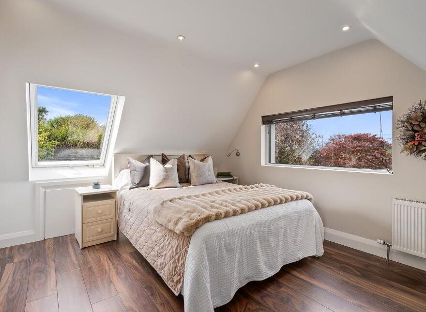 Entwood, Bailick Avenue, Midleton, P25T296