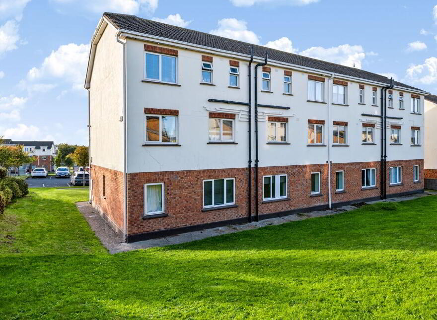 4 Castleland Court, Balbriggan, K32F981