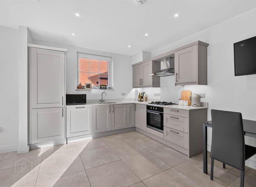22 Mealough Place, Carryduff, Belfast, BT8 8SL