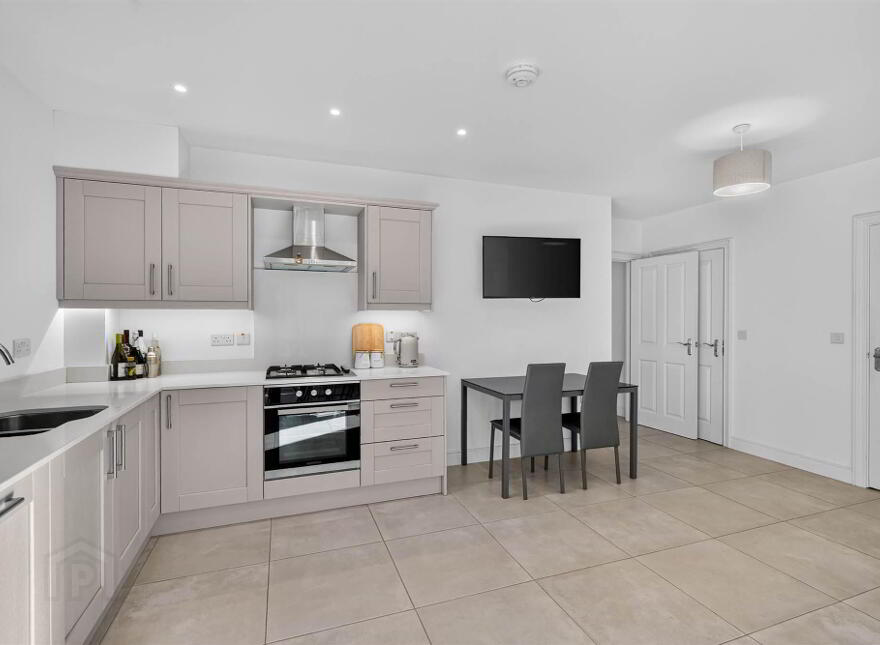 22 Mealough Place, Carryduff, Belfast, BT8 8SL