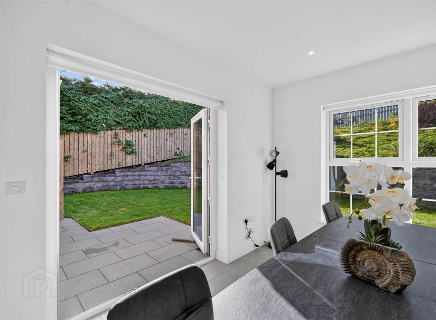 22 Mealough Place, Carryduff, Belfast, BT8 8SL