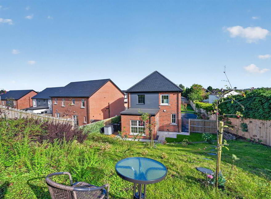 22 Mealough Place, Carryduff, Belfast, BT8 8SL