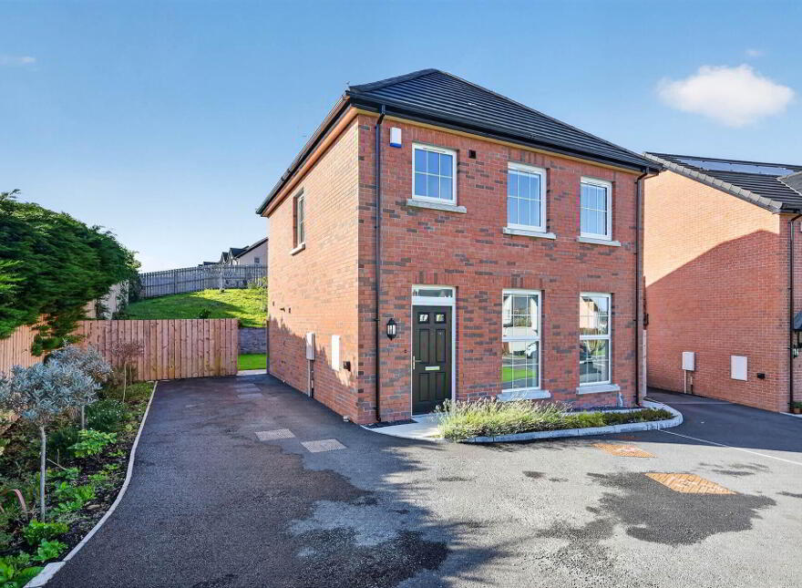22 Mealough Place, Carryduff, Belfast, BT8 8SL