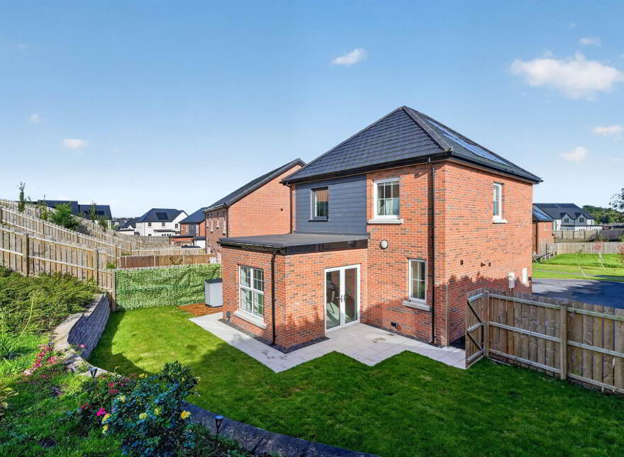 22 Mealough Place, Carryduff, Belfast, BT8 8SL