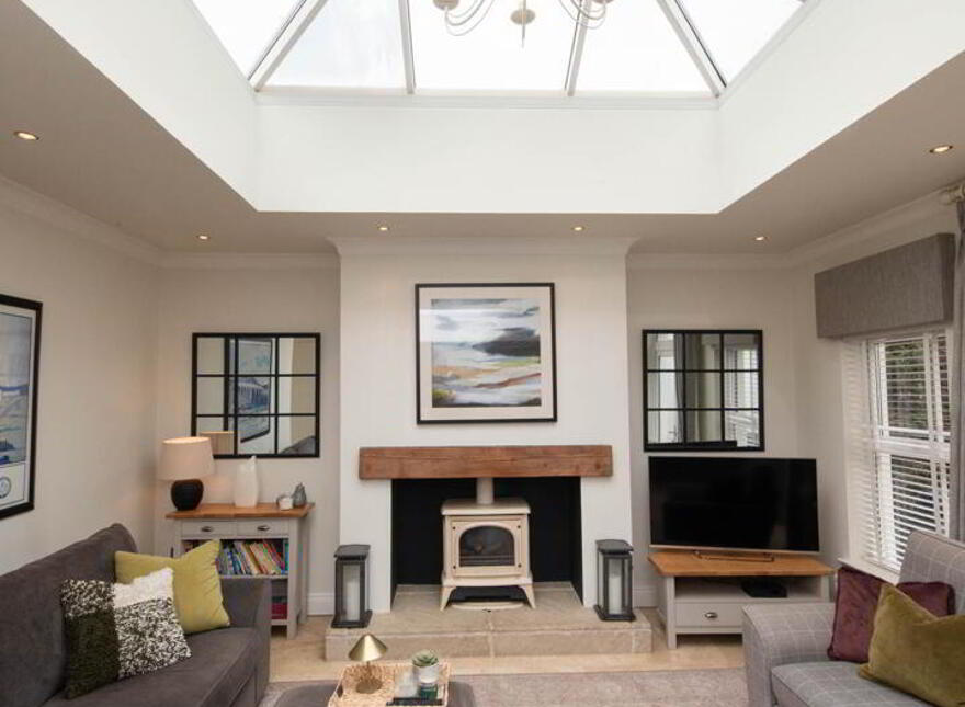 "Leahurst", 29 Upper Station Road, Greenisland, Carrickfergus, BT38 8RA