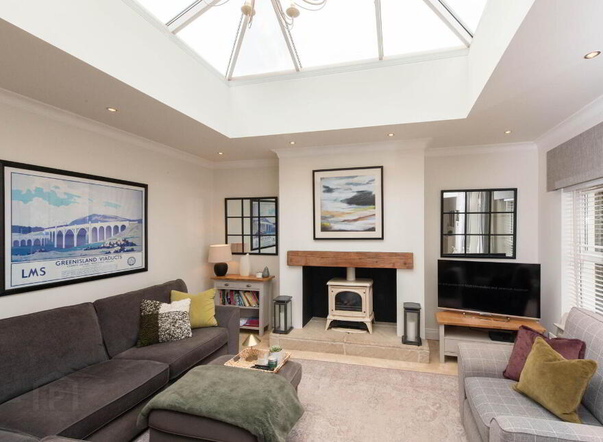 "Leahurst", 29 Upper Station Road, Greenisland, Carrickfergus, BT38 8RA