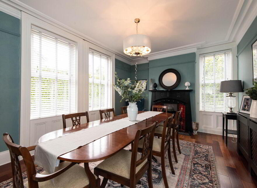 "Leahurst", 29 Upper Station Road, Greenisland, Carrickfergus, BT38 8RA