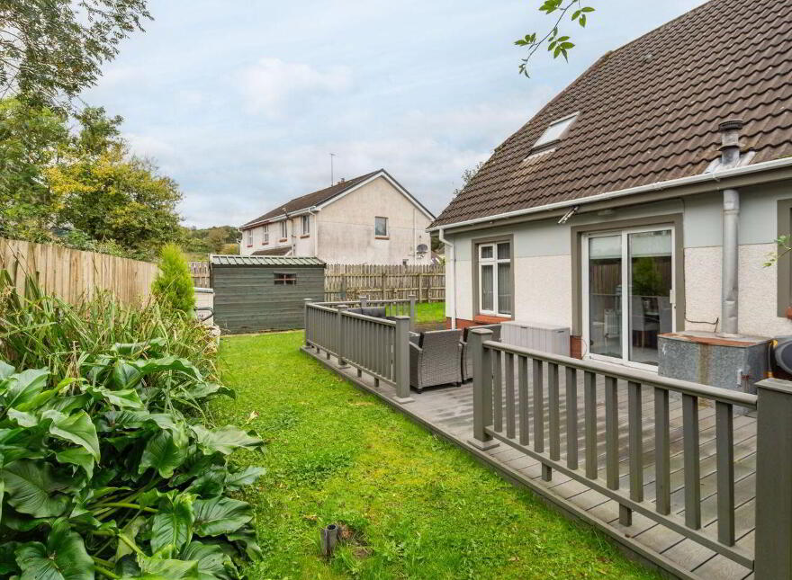 40 College Park, Letterkenny, F92D4V6