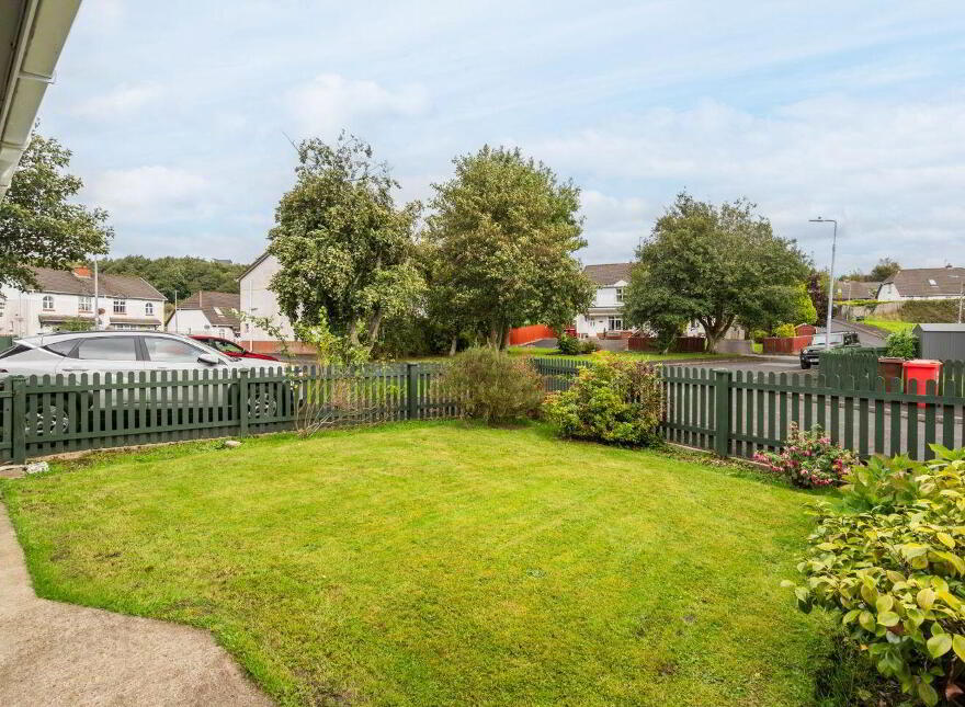 40 College Park, Letterkenny, F92D4V6