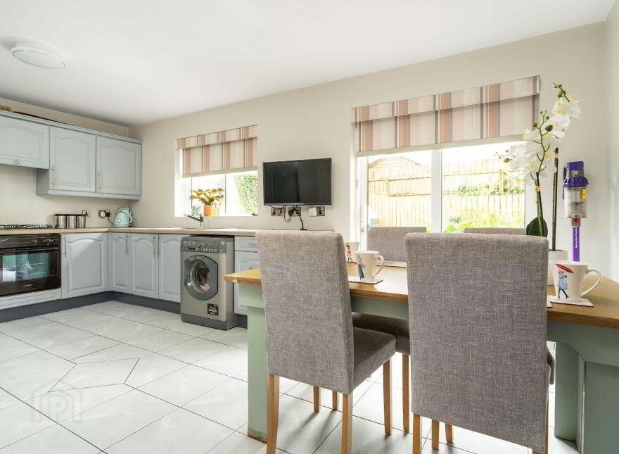 40 College Park, Letterkenny, F92D4V6