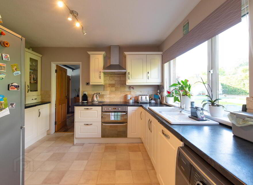 2 Downview Park, Greenisland, Carrickfergus, BT38 8RY