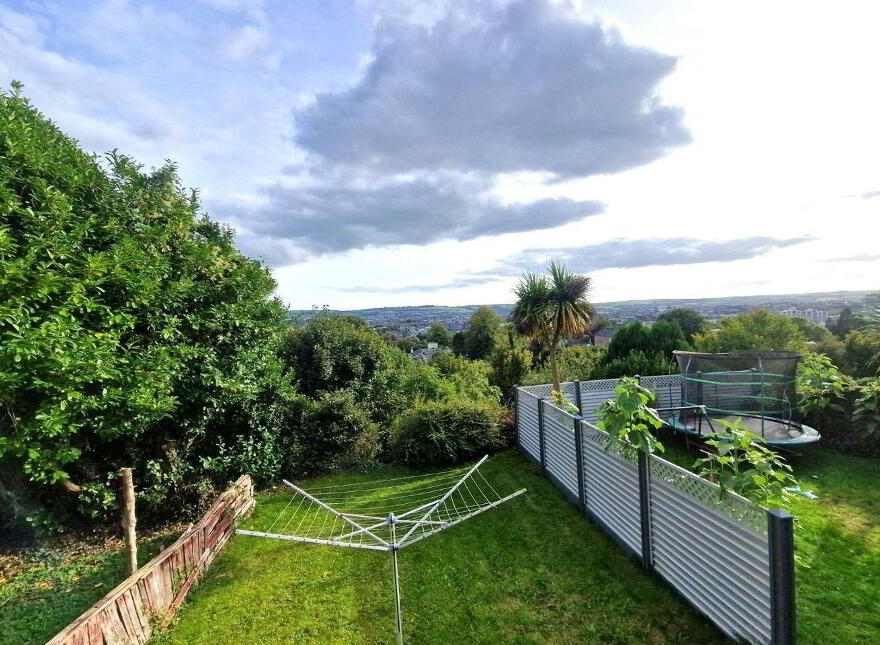 141 Blarney Street, Sunday's Well, T23K0W2