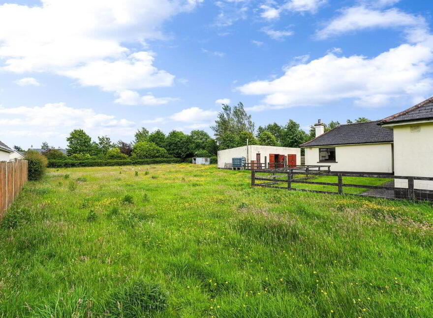 Castlewarden, Straffan