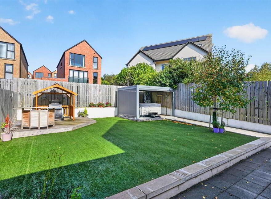 4 Milecross Manor, Newtownards, BT23 4ZW