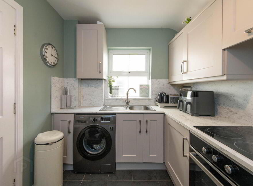50 Swifts Quay, Carrickfergus, BT38 8BQ