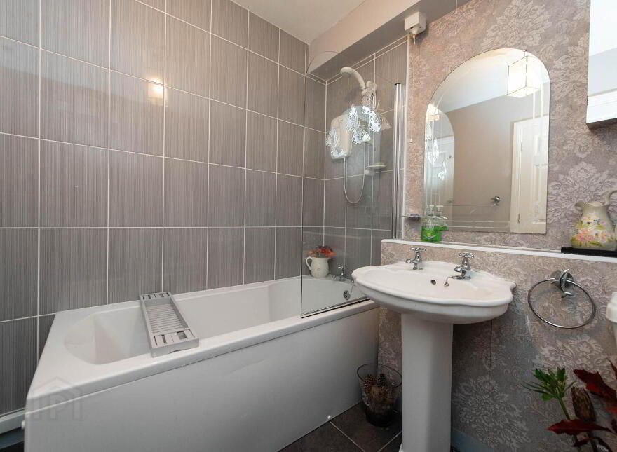 50 Swifts Quay, Carrickfergus, BT38 8BQ