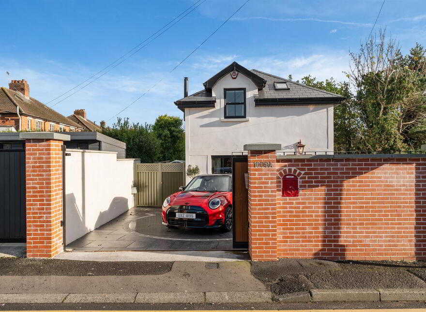1009a Upper Newtownards Road, Dundonald, Belfast, BT16 1RN