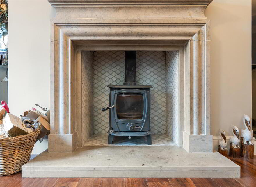 1009a Upper Newtownards Road, Dundonald, Belfast, BT16 1RN
