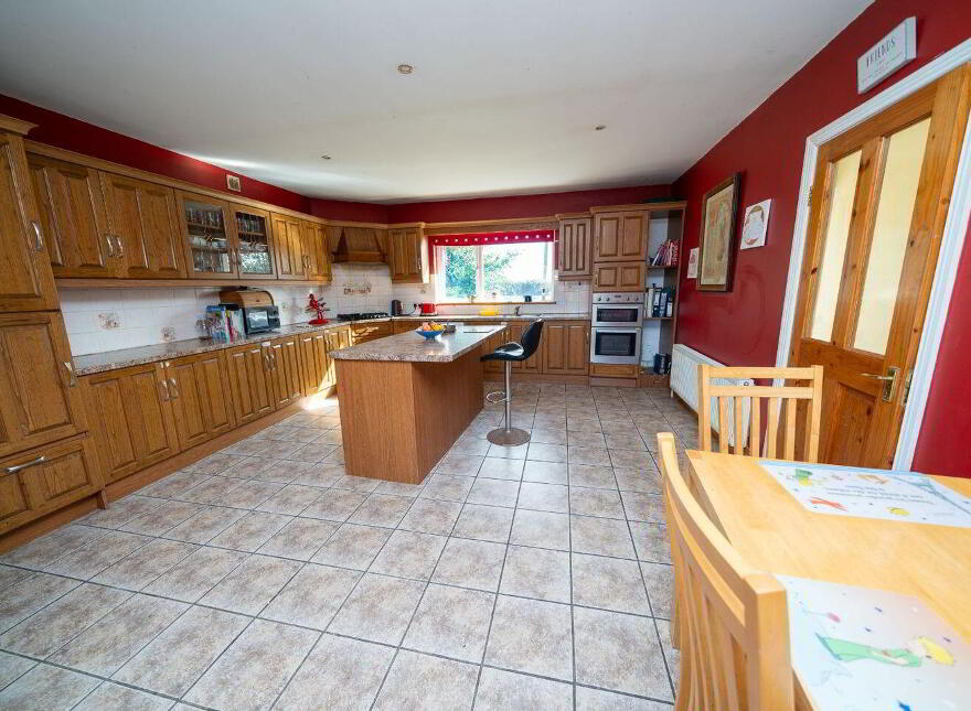 Coolkirky, Riverstick, Ballymartle, P43EK49