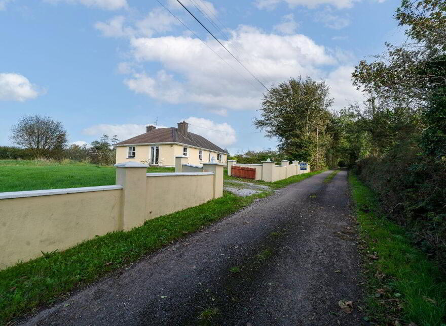 Coolkirky, Riverstick, Ballymartle, P43EK49