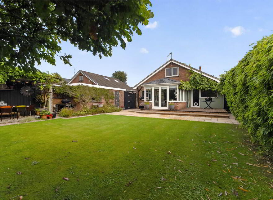 15 Thornleigh Close, Lisburn, BT28 2DB
