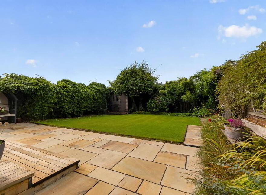15 Thornleigh Close, Lisburn, BT28 2DB