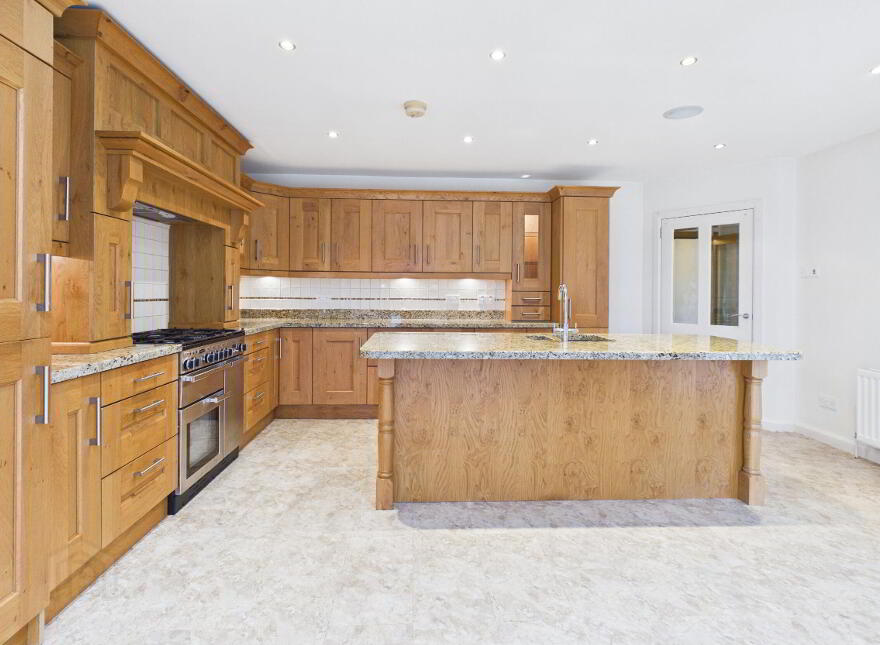 82 Newtownards Road, Bangor, BT20 4HR