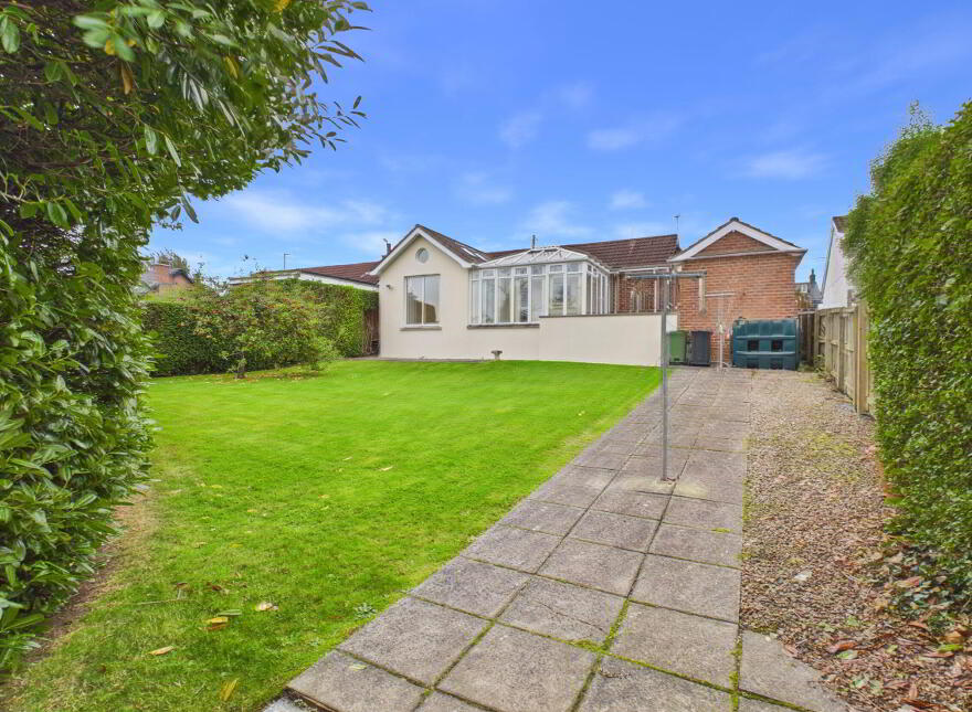 82 Newtownards Road, Bangor, BT20 4HR