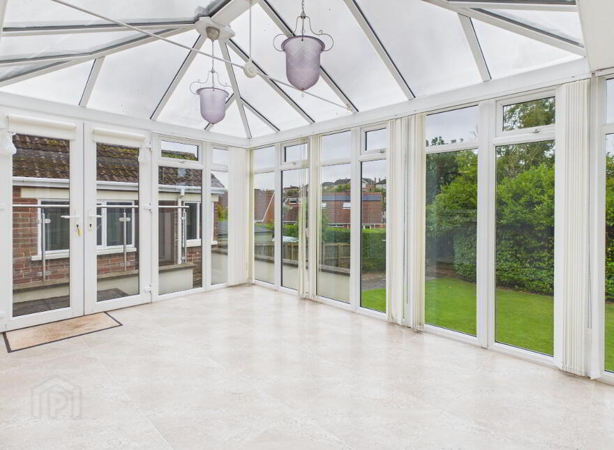 82 Newtownards Road, Bangor, BT20 4HR