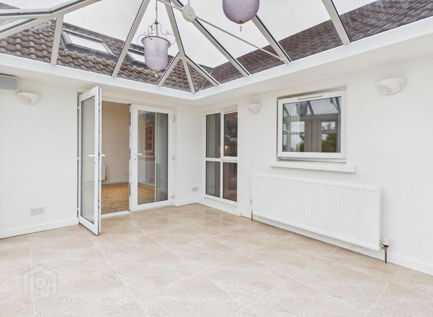 82 Newtownards Road, Bangor, BT20 4HR