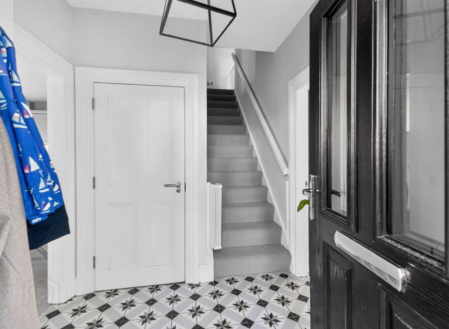9 Fairfields Manor, Lisburn, BT28 3WA