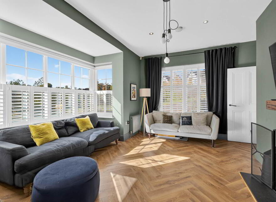 9 Fairfields Manor, Lisburn, BT28 3WA