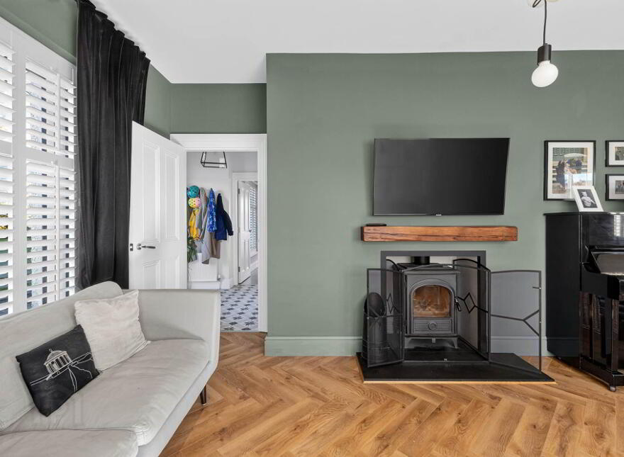 9 Fairfields Manor, Lisburn, BT28 3WA