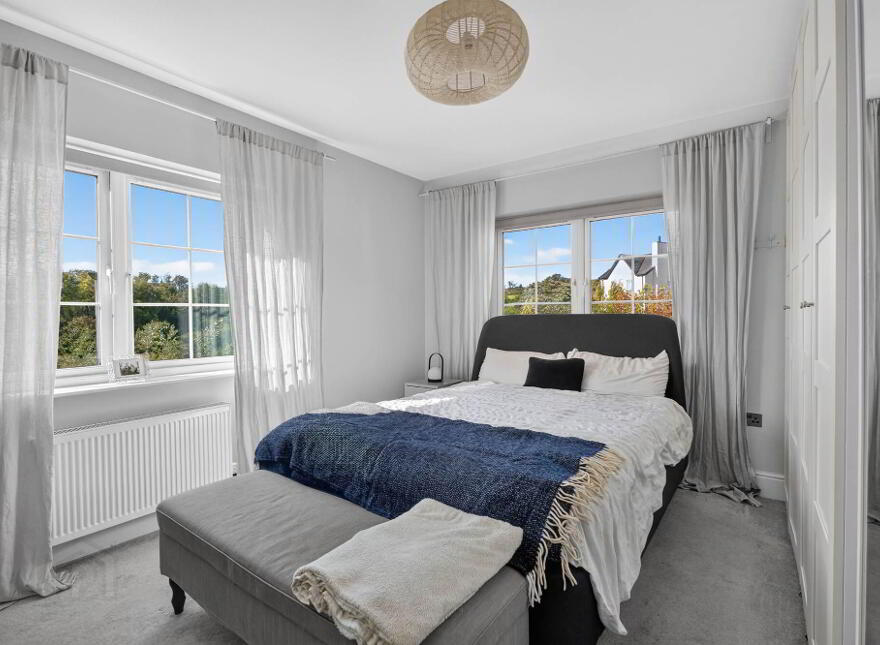 9 Fairfields Manor, Lisburn, BT28 3WA