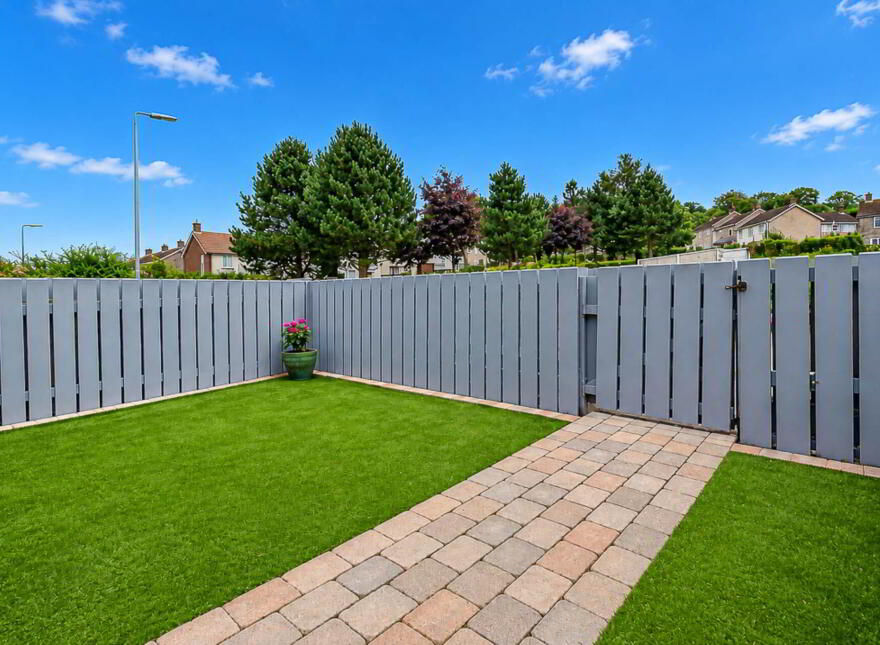 28 Farmhurst Green, Belfast, BT5 7PB
