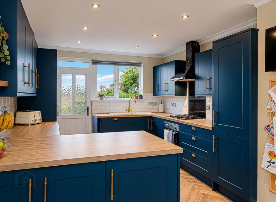28 Farmhurst Green, Belfast, BT5 7PB