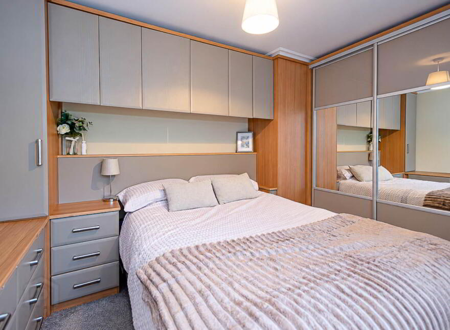 28 Farmhurst Green, Belfast, BT5 7PB