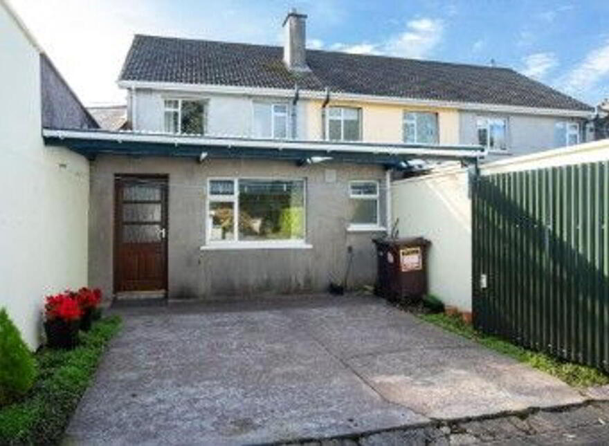 34 New Street, Macroom, P12FT93