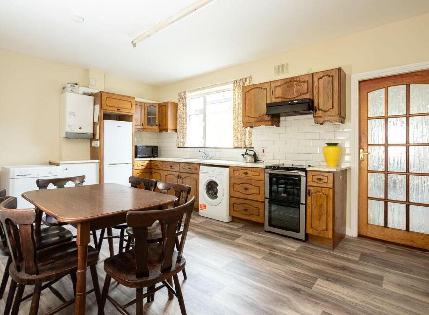 34 New Street, Macroom, P12FT93